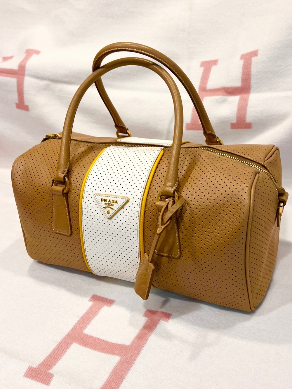 PRADA⭐️Vitello Daino Tan and White Perforated Leather Bowler Bag! Prada Hobo!⭐️